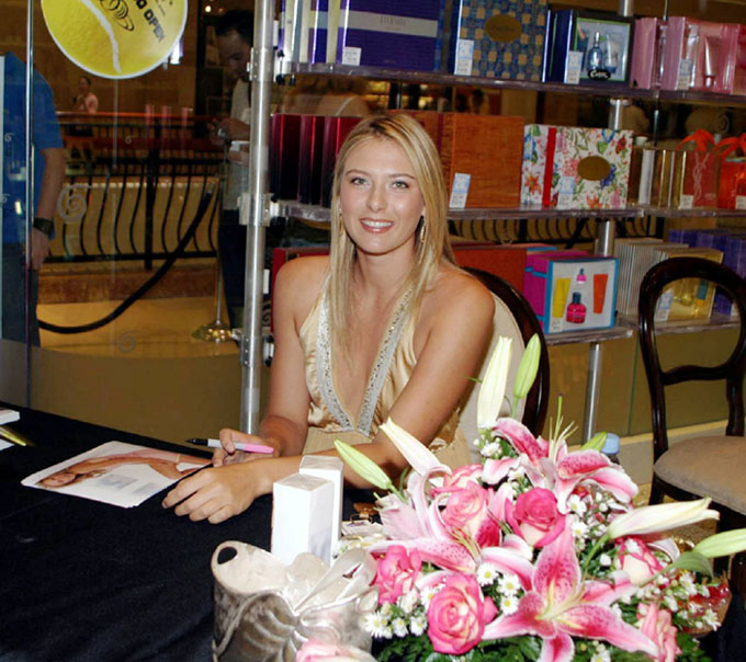 http://www.sharapova.ru/gallery/content/BHE_KOPTA/BHE_KOPTA_2006/124.jpg